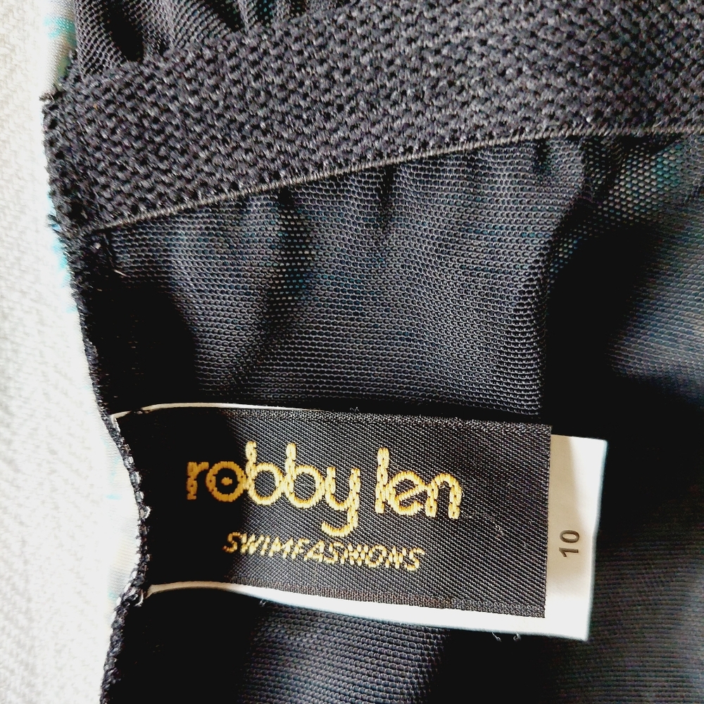 Robby Len One piece swimsuit size 10. - Picture 15 of 16